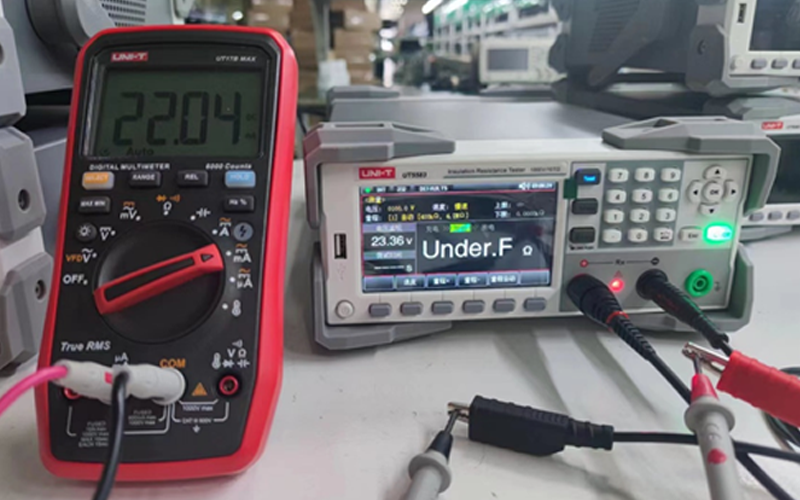＞20mA充電電流